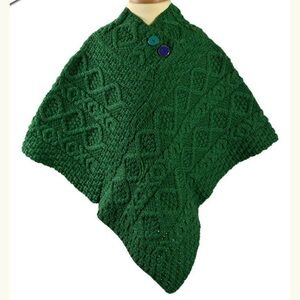 Aran Woolen Mills Kids Poncho Sweater Kiwi Green Size Small